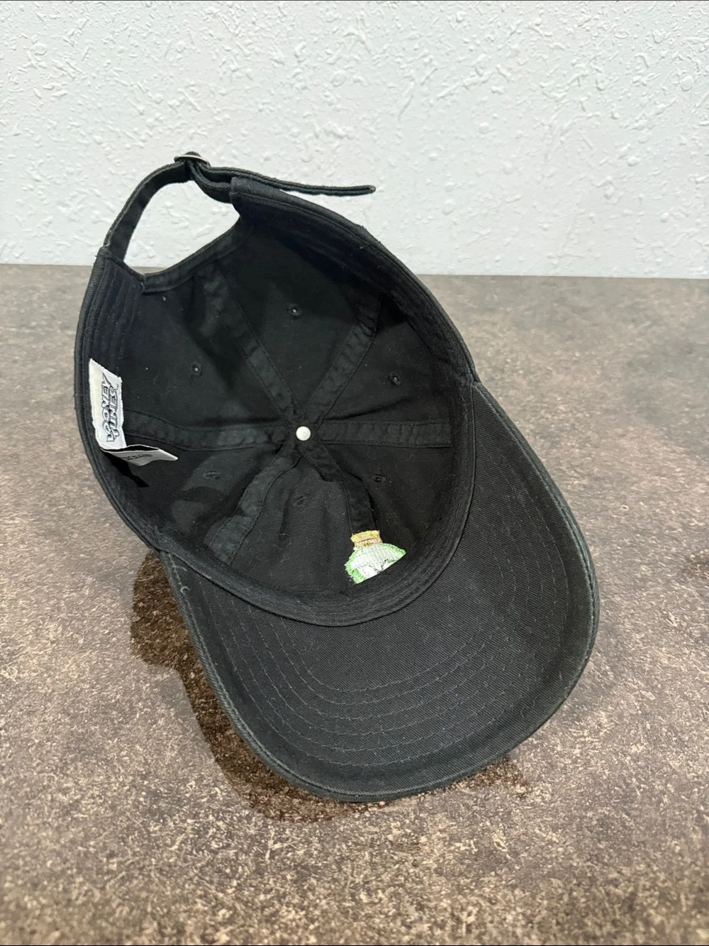 Warner Bros.‎ Looney Tunes Embroidered Marvin the Martian Black Baseball Cap
